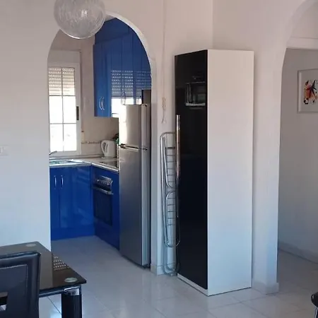 Climatise Deux Front De Et Piscine Apartment Torrevieja